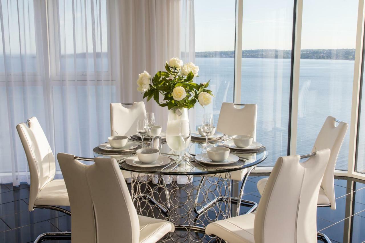 Just Stay Wales - Meridian Quay Penthouses Swansea Ngoại thất bức ảnh