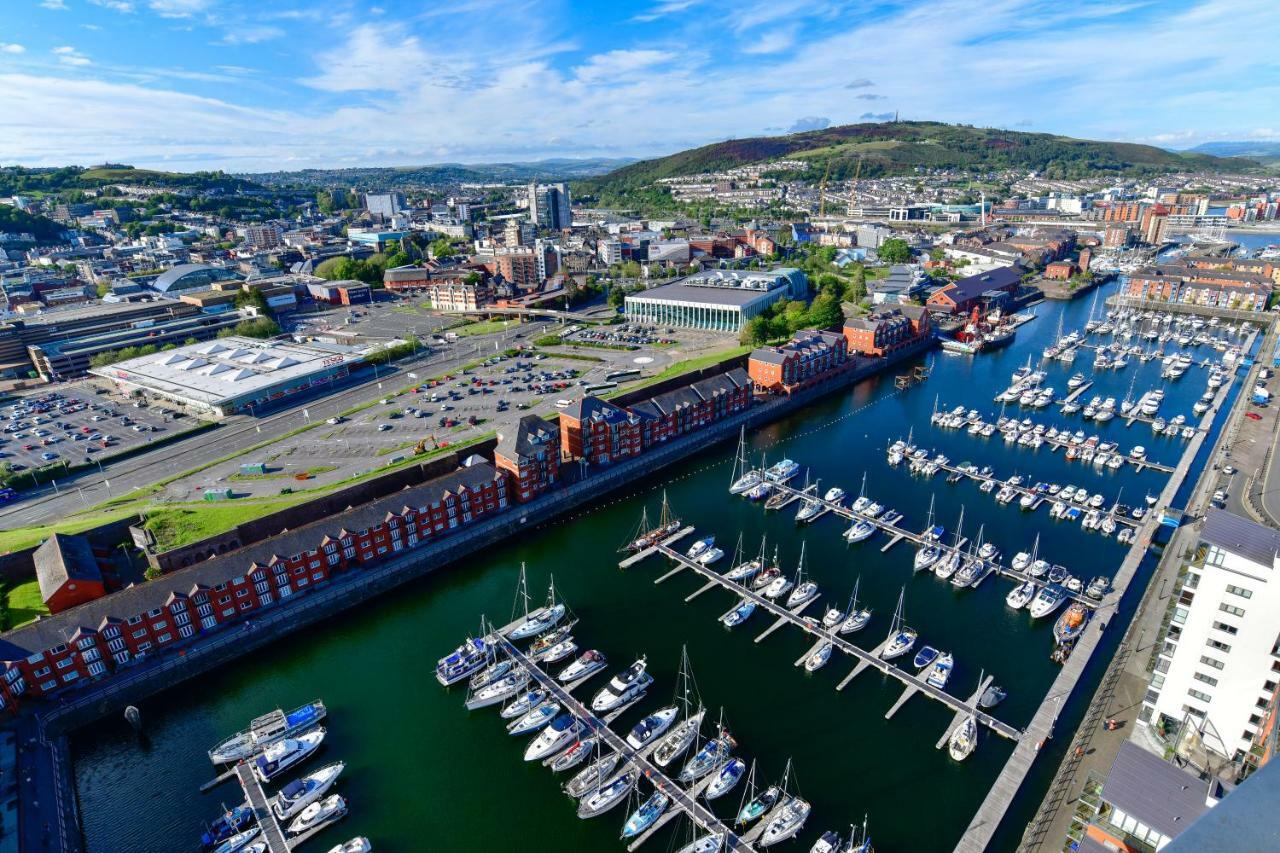 Just Stay Wales - Meridian Quay Penthouses Swansea Ngoại thất bức ảnh