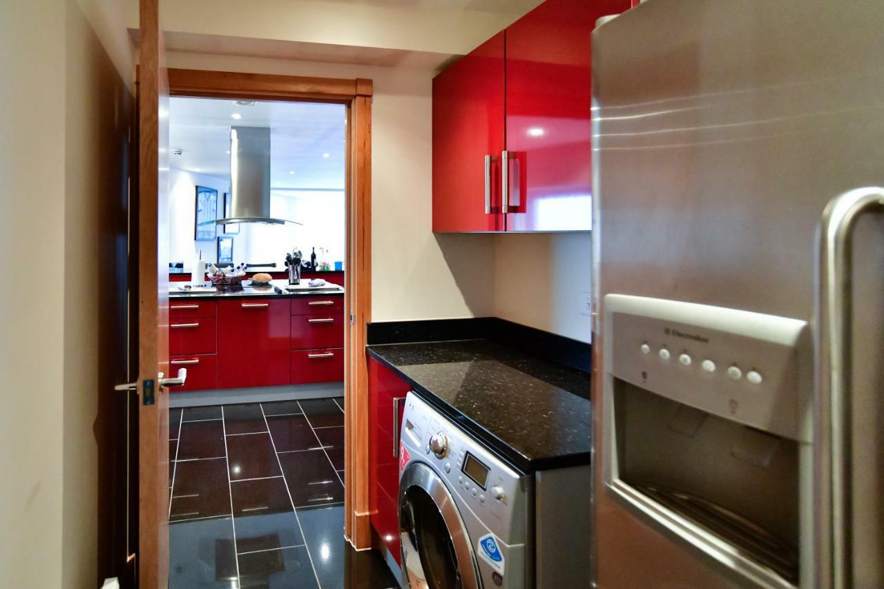 Just Stay Wales - Meridian Quay Penthouses Swansea Ngoại thất bức ảnh